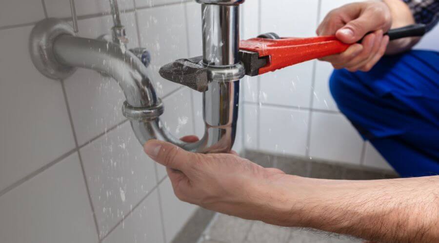 Professional emergency plumbing in Benoit, MS